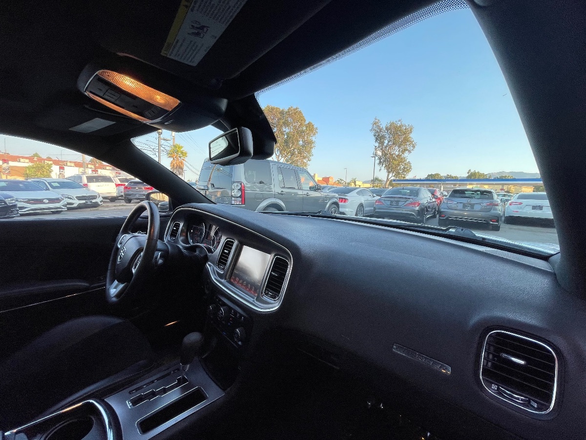 2014 Dodge Charger R/T photo 11