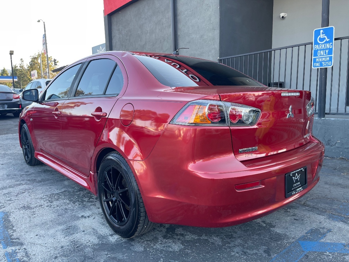 2016 Mitsubishi Lancer ES photo 7