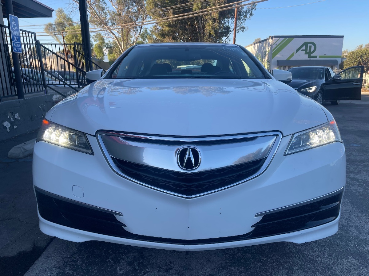2015 Acura TLX photo 2