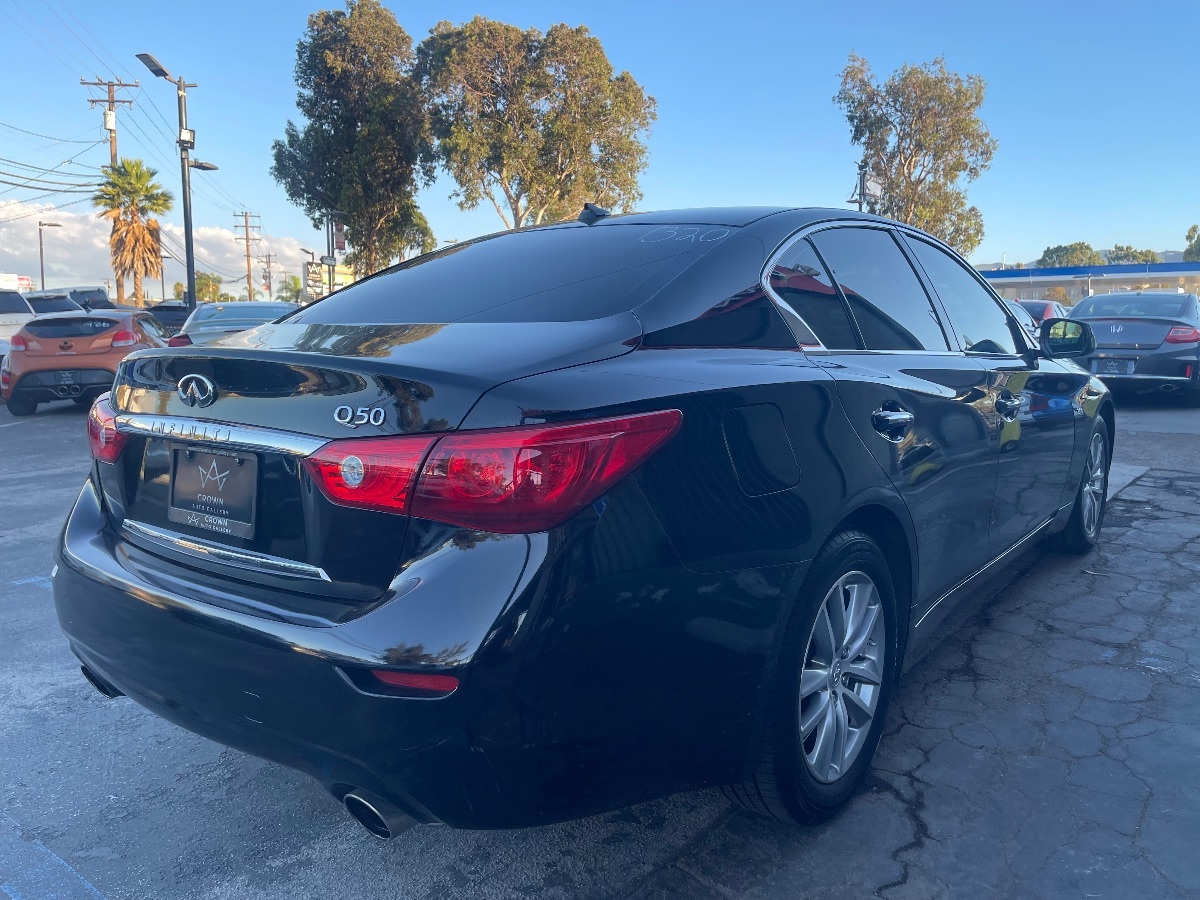 2017 Infiniti Q50 2.0t photo 5