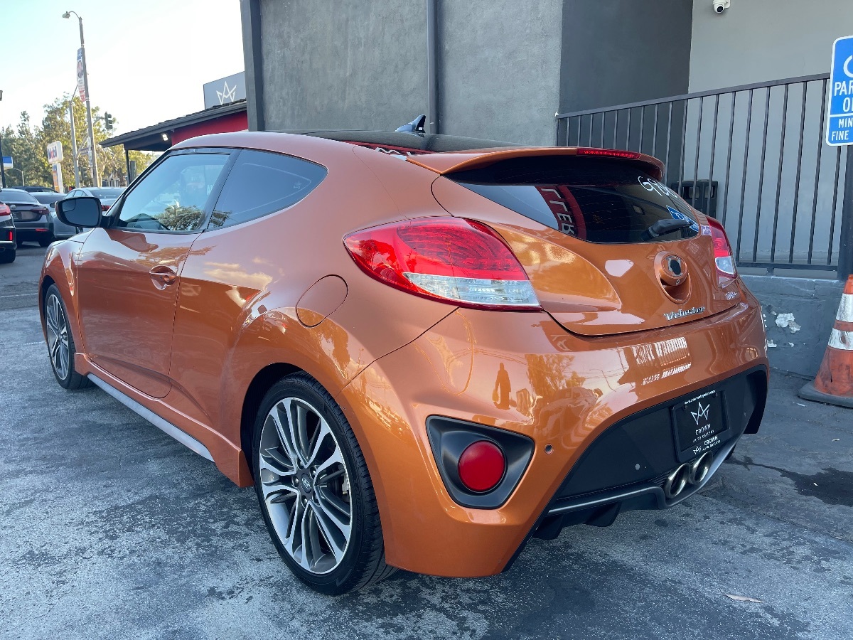 2016 Hyundai Veloster Turbo R-Spec Rally Edition photo 5