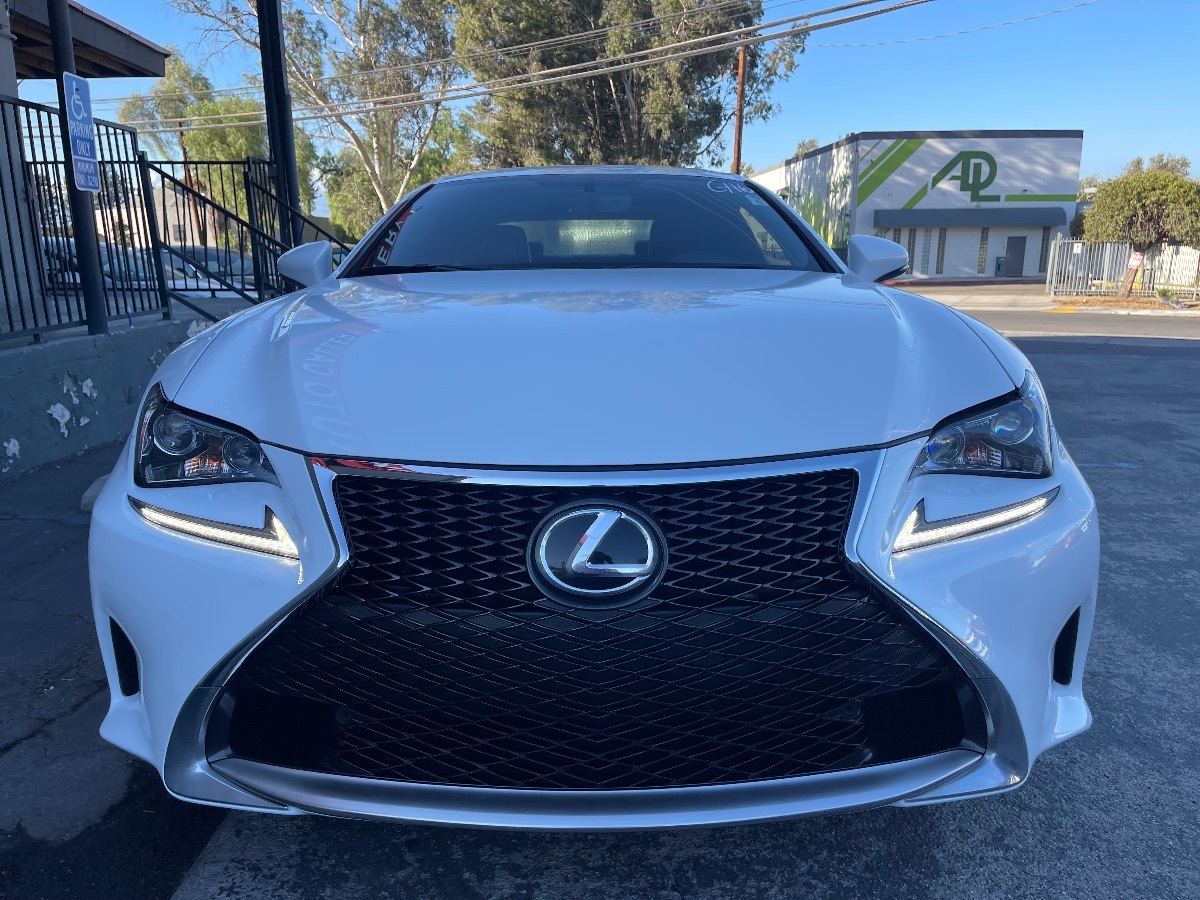 2017 Lexus RC 200t F SPORT photo 2