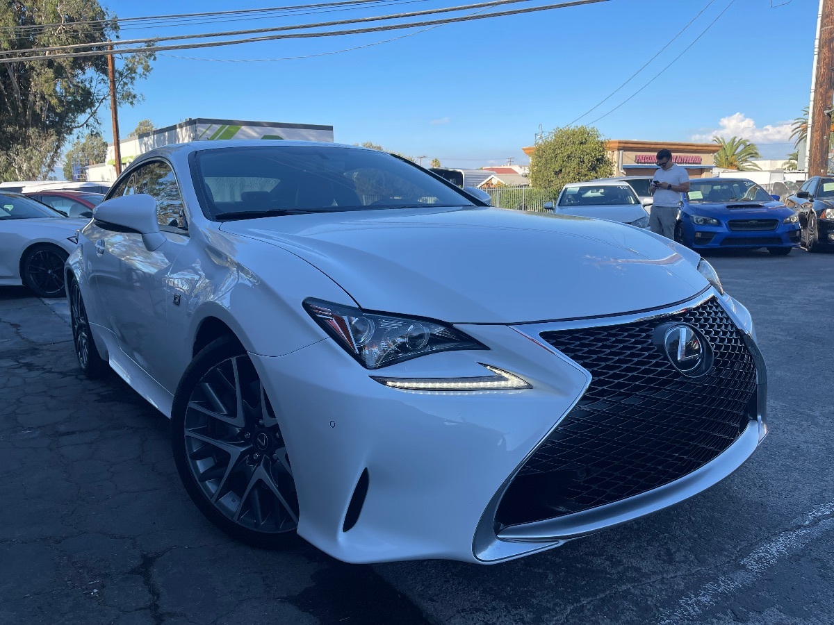 2017 Lexus RC 200t F SPORT photo 3