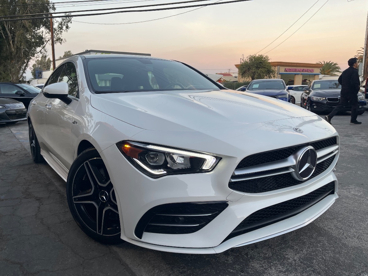 2020 Mercedes Benz CLA AMG 35 4MATIC photo 3