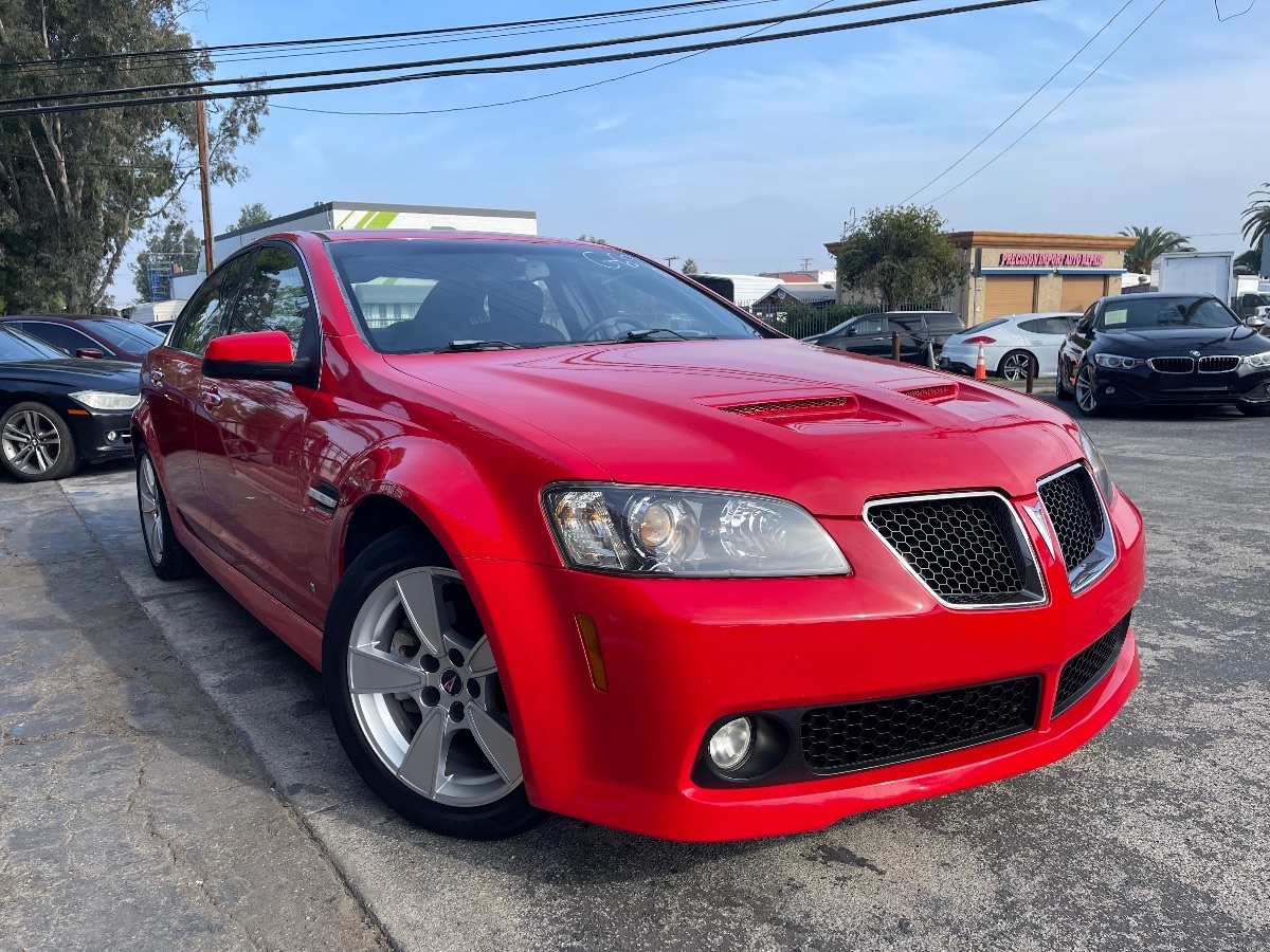 2009 Pontiac G8 GT photo 3