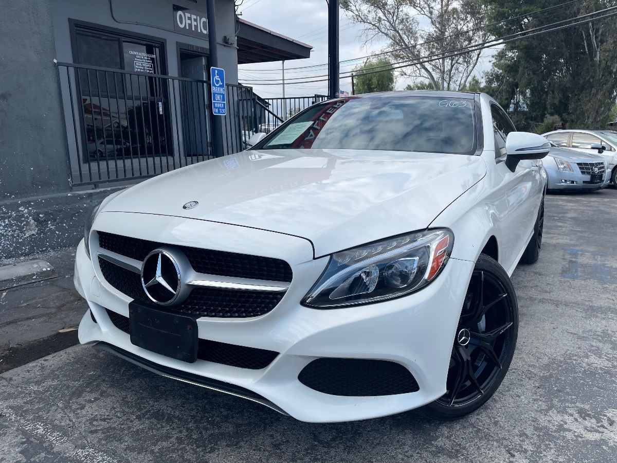 2017 Mercedes-Benz C-Class C300's photo
