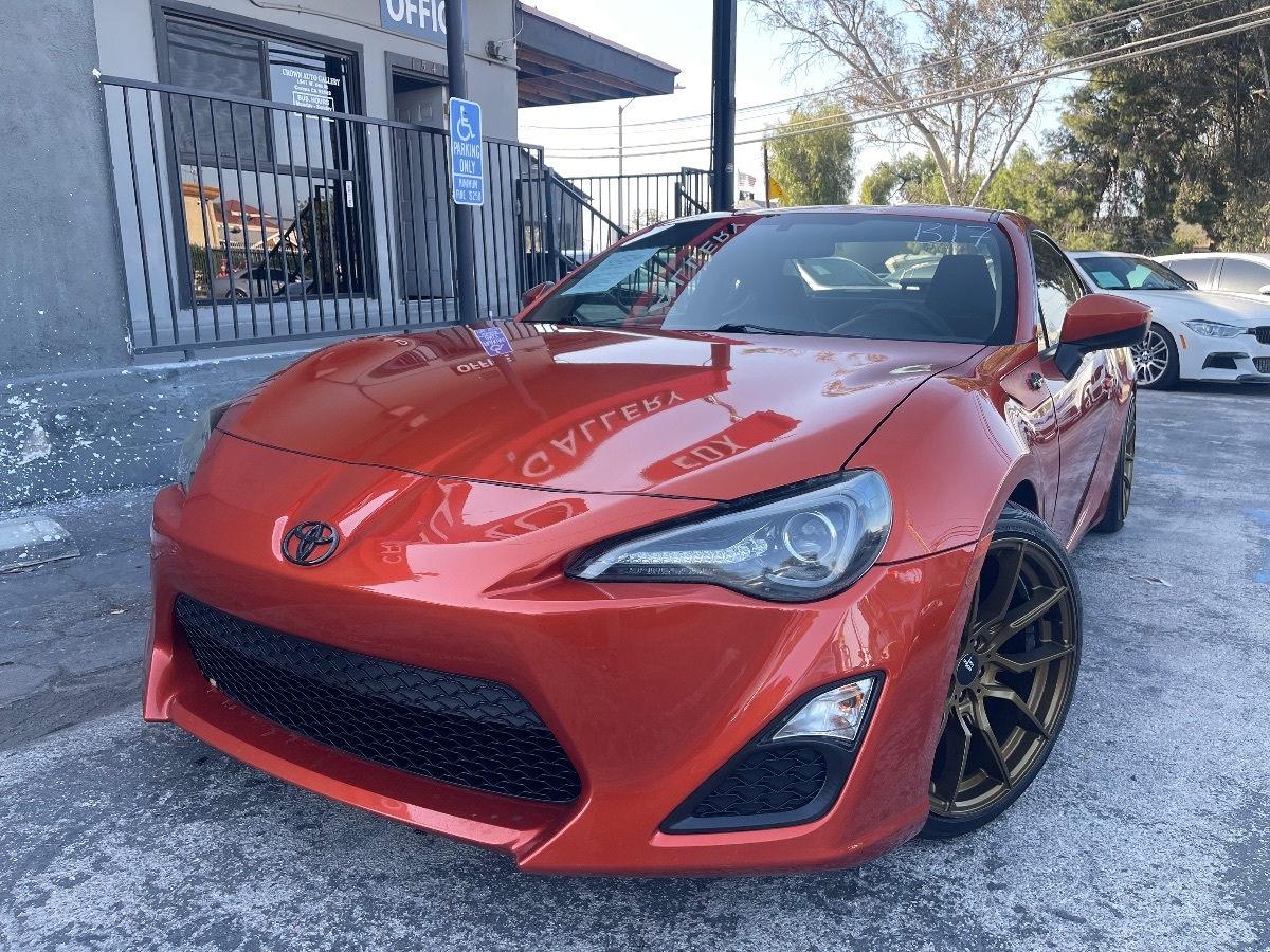 2015 Scion FR-S MT's photo