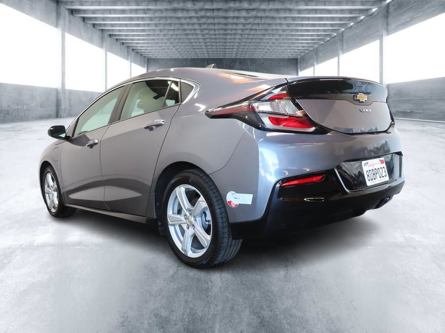 2018 Chevrolet Volt LT photo 4