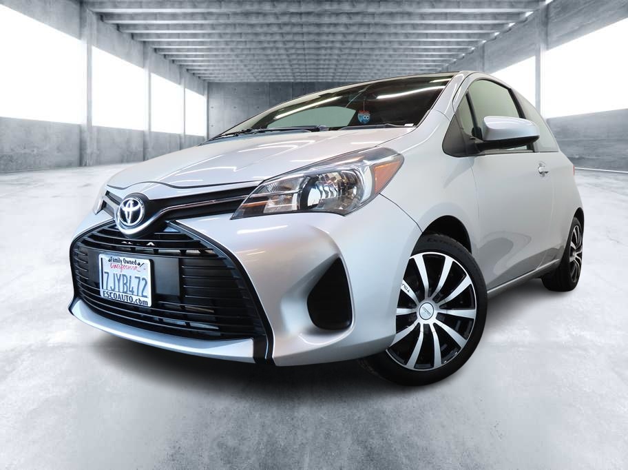 2015 Toyota Yaris L photo 2