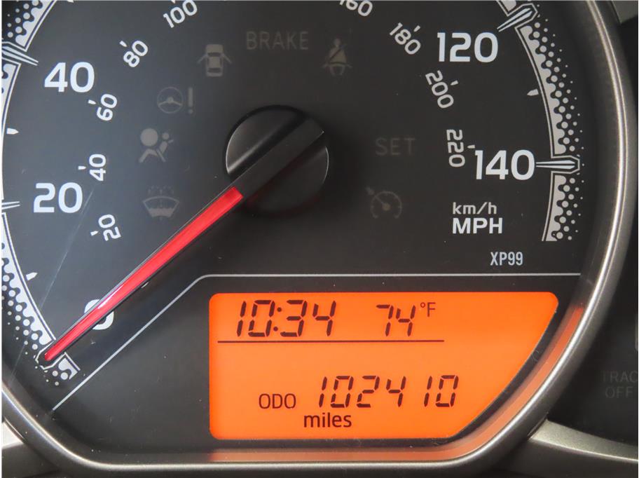 2015 Toyota Yaris L photo 9
