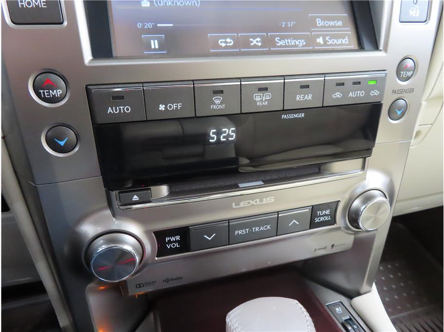 2016 Lexus GX 460 photo 11