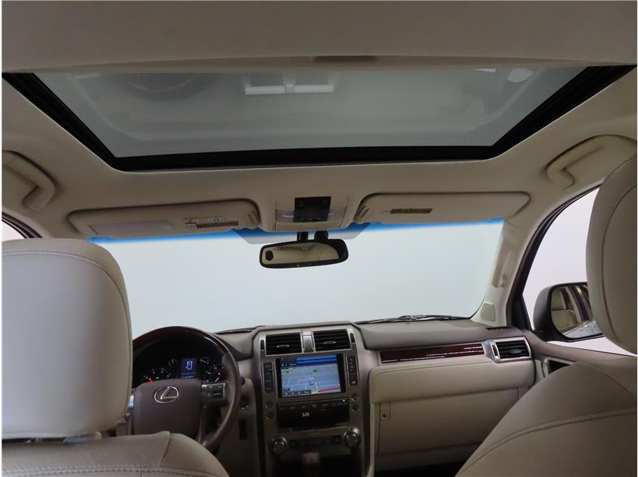 2016 Lexus GX 460 photo 15