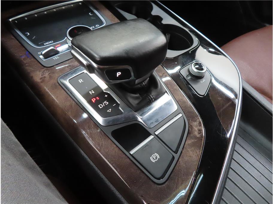 2018 Audi Q7 Premium Plus photo 16