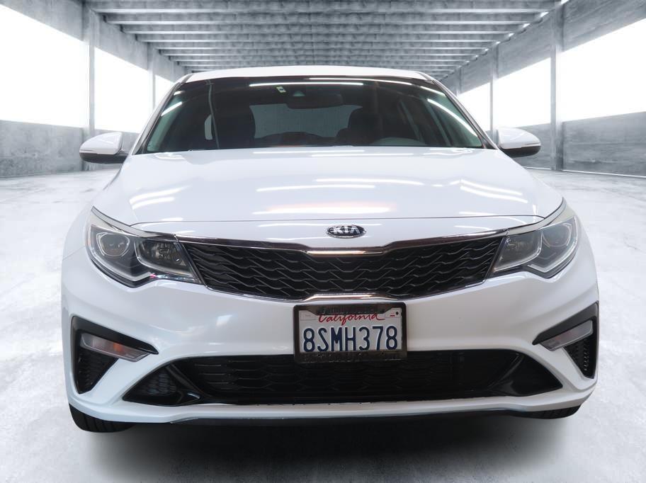 2020 Kia Optima LX photo 2