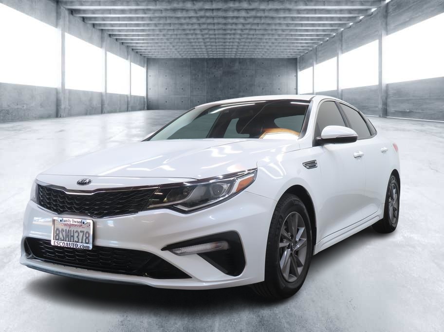 2020 Kia Optima LX photo 3