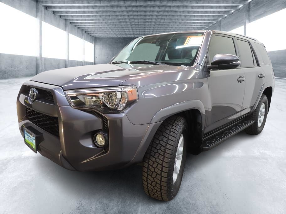 2016 Toyota 4Runner Base photo 3