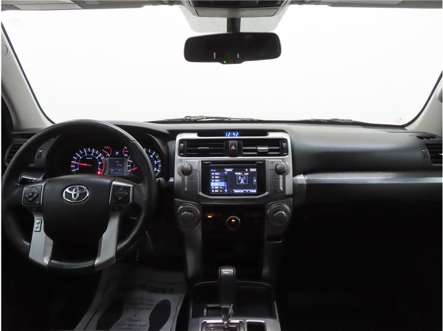 2016 Toyota 4Runner Base photo 12