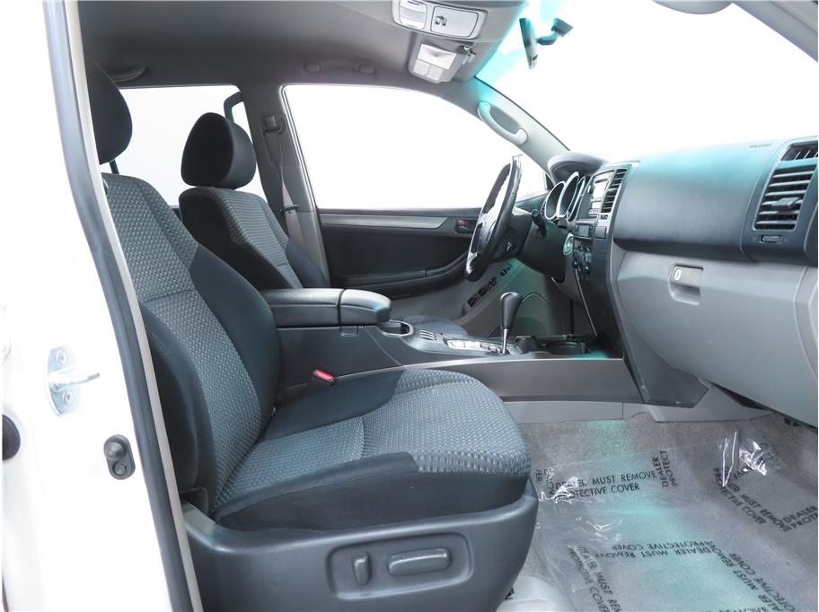 2007 Toyota 4Runner SR5 photo 17