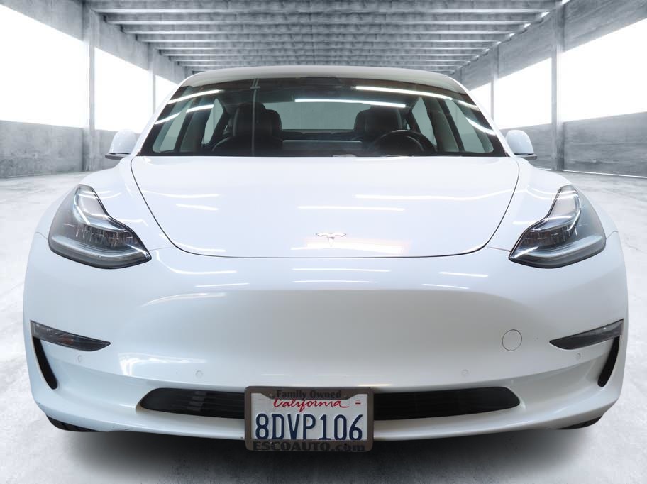 2018 Tesla Model 3 Long Range photo 2