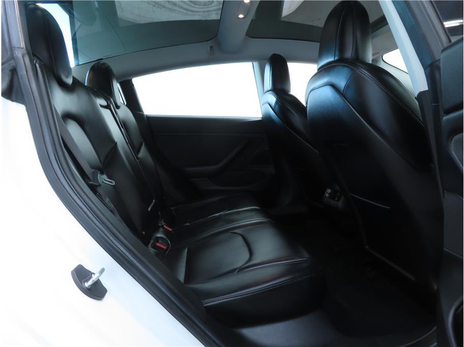 2018 Tesla Model 3 Long Range photo 9