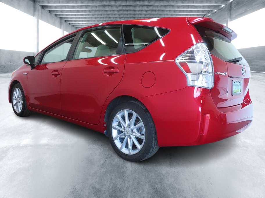 2012 Toyota Prius V Five photo 4