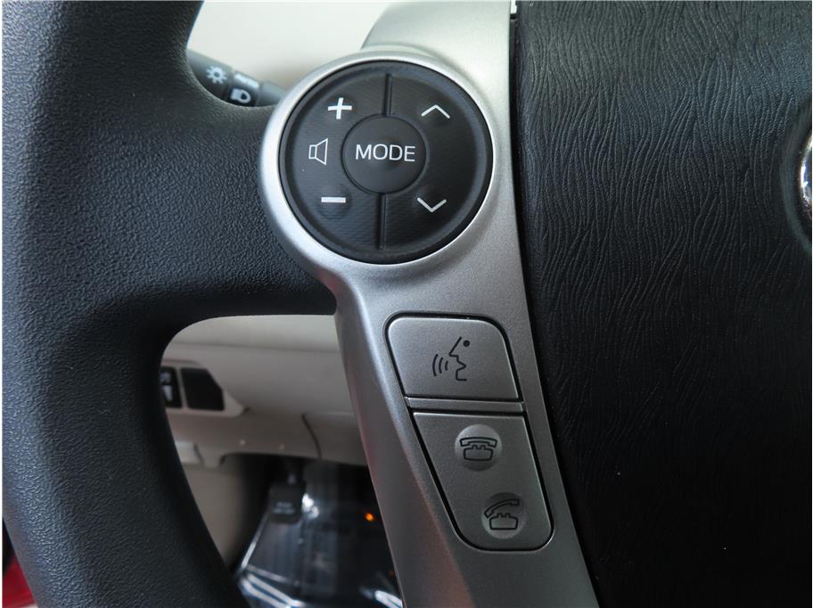 2012 Toyota Prius V Five photo 13