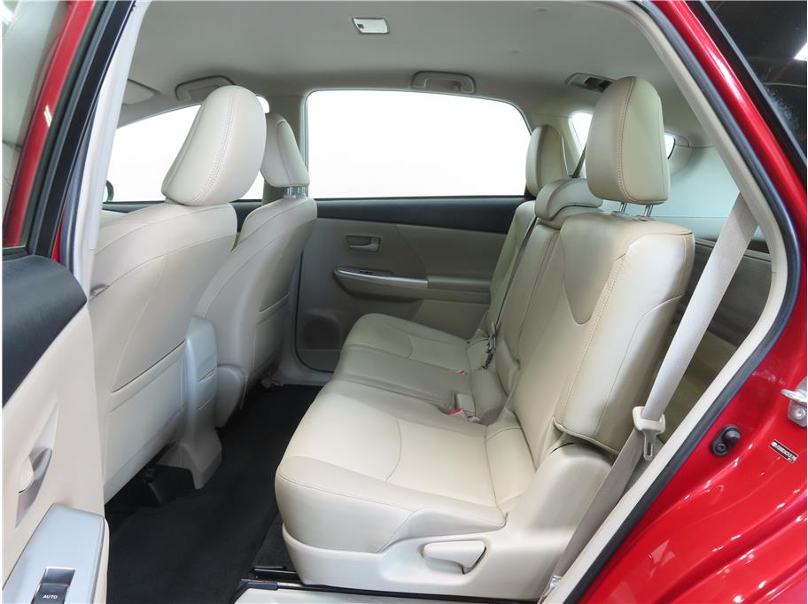 2012 Toyota Prius V Five photo 17