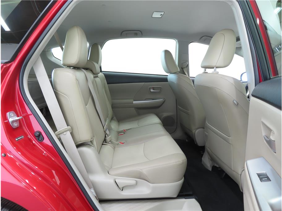 2012 Toyota Prius V Five photo 18