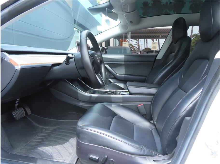 2019 Tesla Model 3 Long Range photo 8