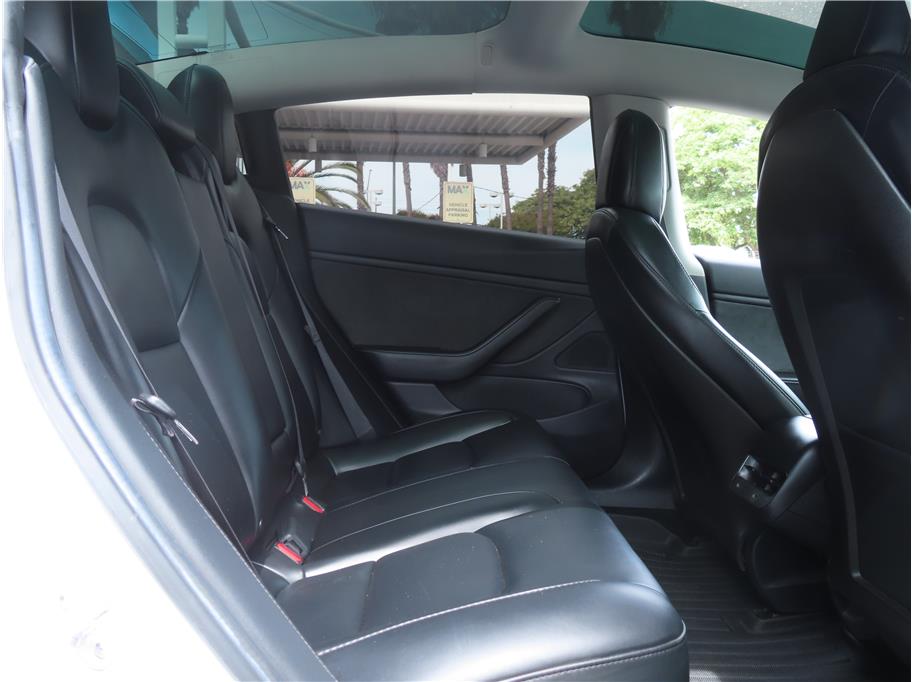2019 Tesla Model 3 Long Range photo 9