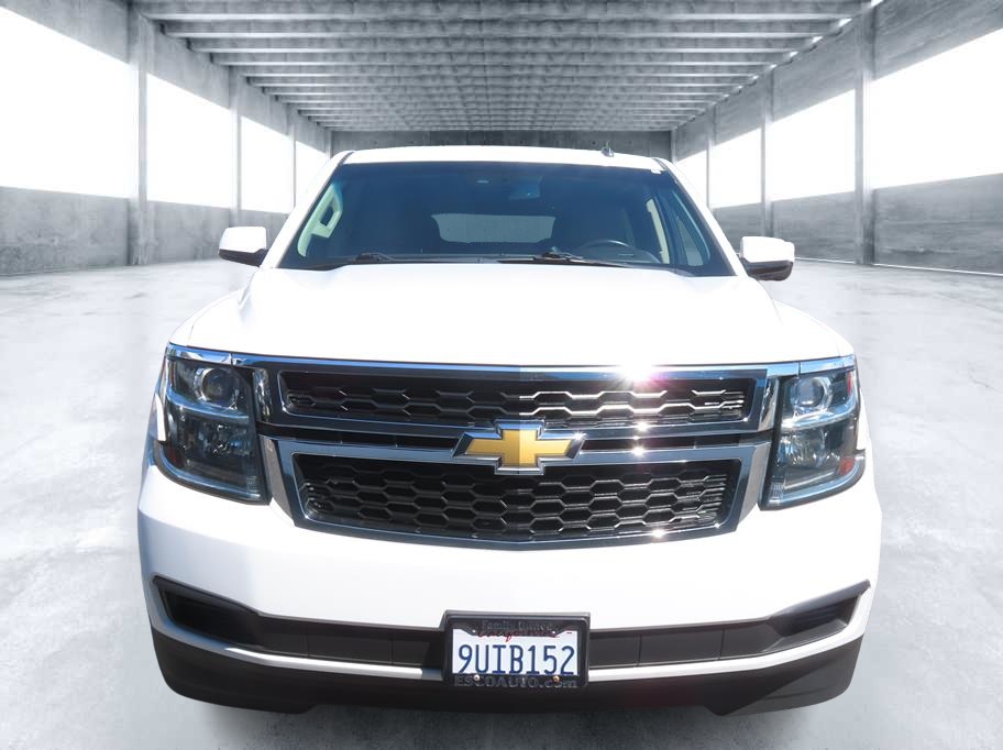 2015 Chevrolet Suburban LT photo 2