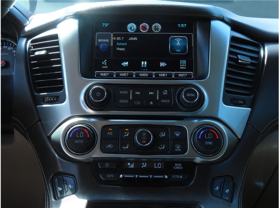 2015 Chevrolet Suburban LT photo 15
