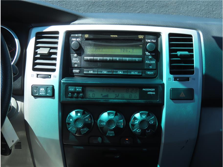 2006 Toyota 4Runner SR5 photo 12