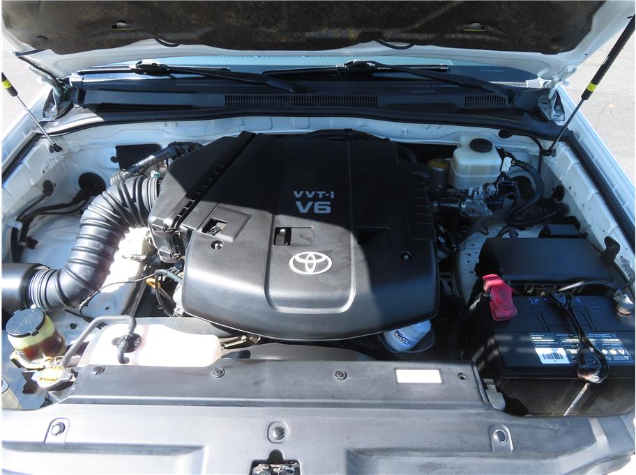 2006 Toyota 4Runner SR5 photo 17