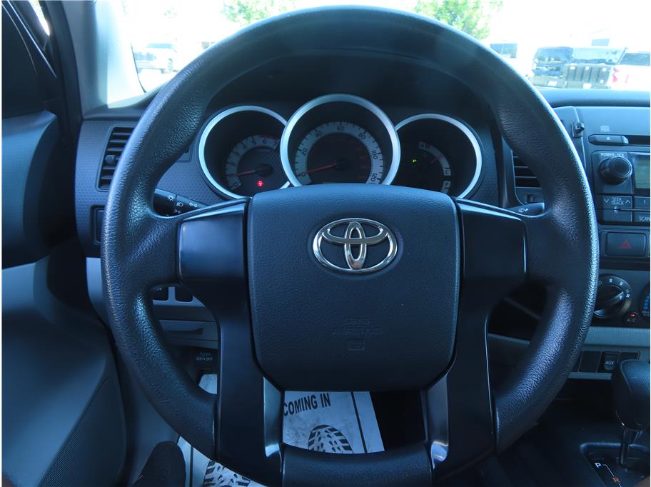 2012 Toyota Tacoma photo 11