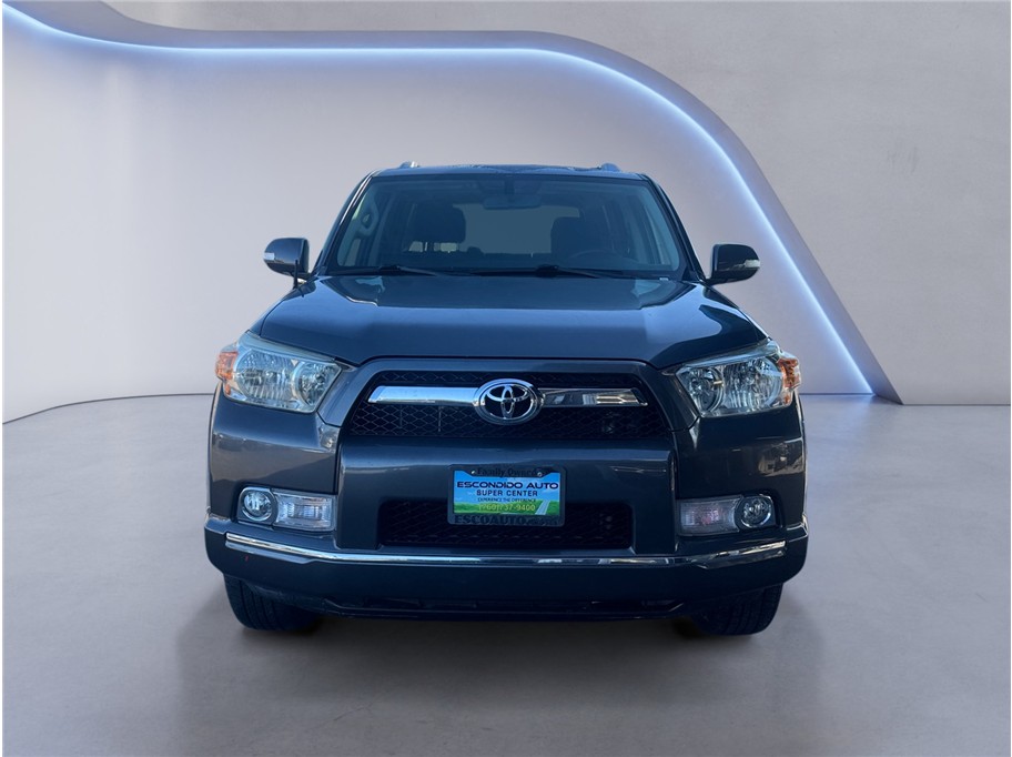 2013 Toyota 4Runner SR5 photo 2