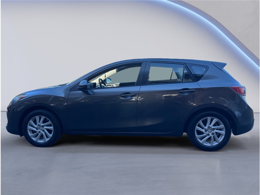 2012 Mazda Mazda3 Touring photo 3