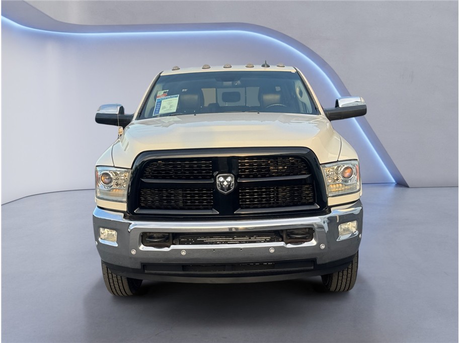 2017 Ram 3500 Laramie photo 2