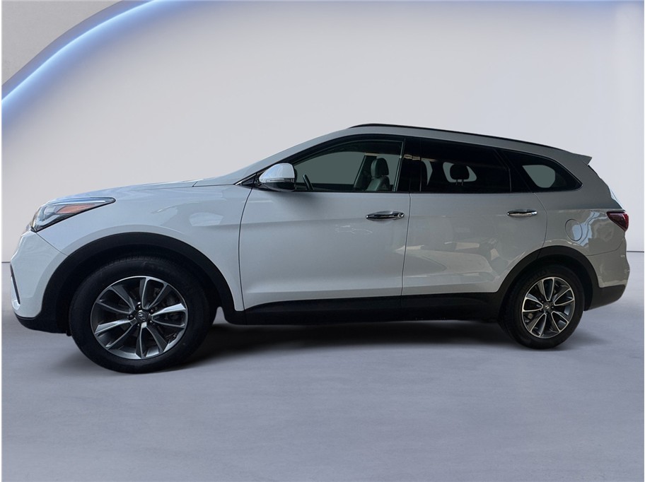 2017 Hyundai Santa Fe Limited photo 3