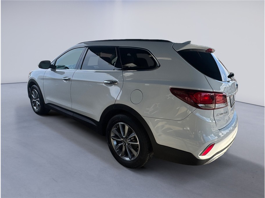 2017 Hyundai Santa Fe Limited photo 4