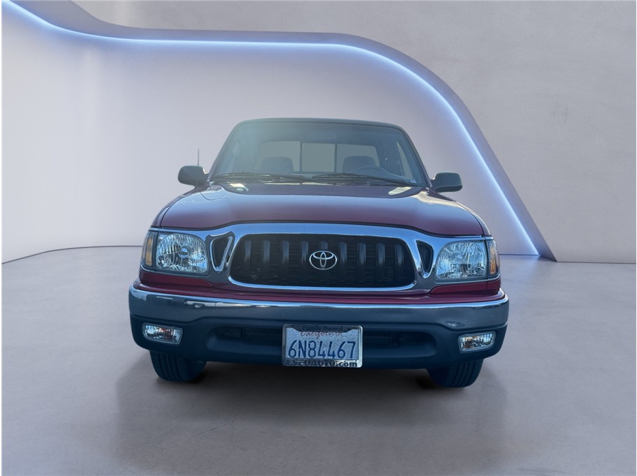 2001 Toyota Tacoma photo 2