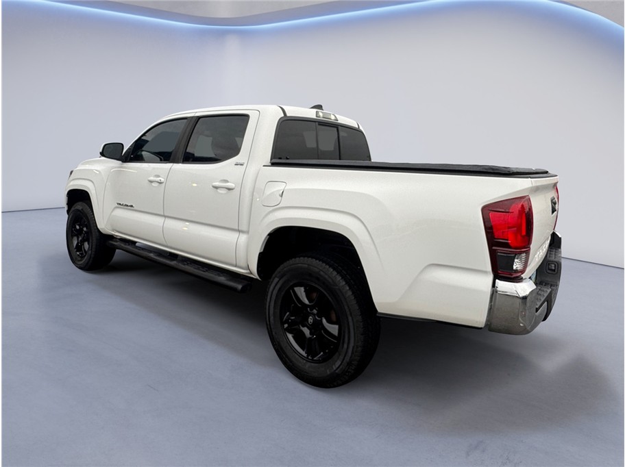 2021 Toyota Tacoma SR5 photo 4