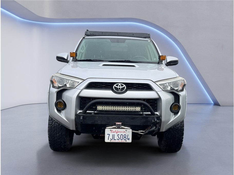 2015 Toyota 4Runner Trail photo 2