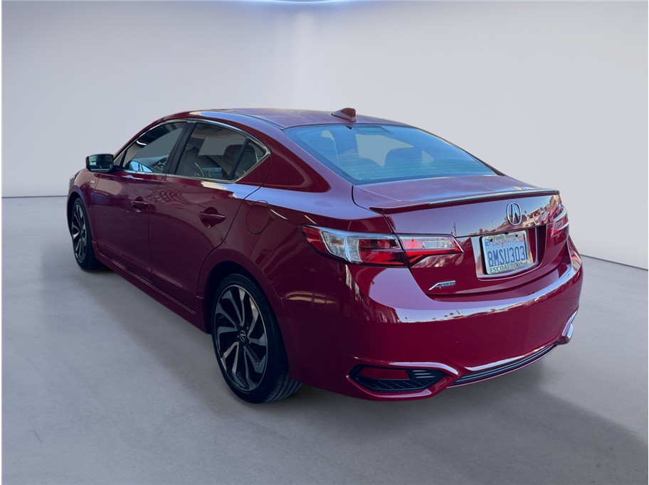 2018 Acura ILX Technology Plus A-Spec photo 4