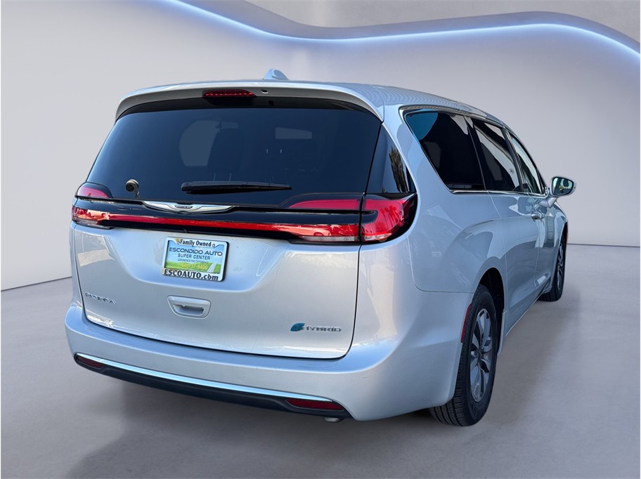 2022 Chrysler Pacifica Hybrid Touring L - Photo 6