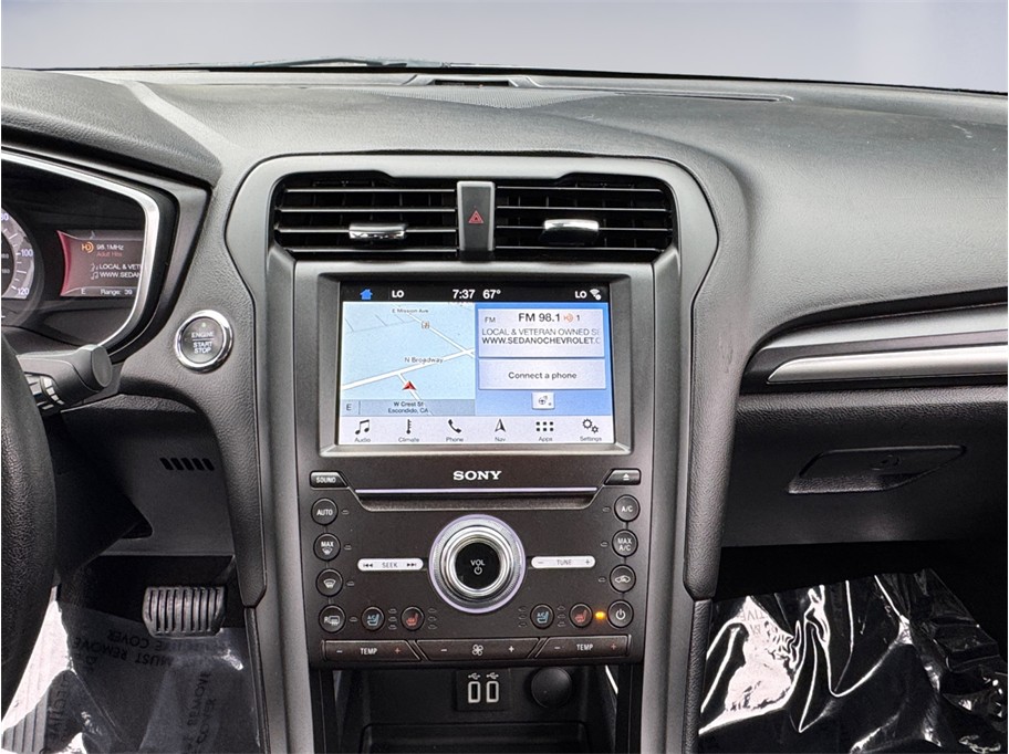 2019 Ford Fusion Energi Titanium - Photo 11