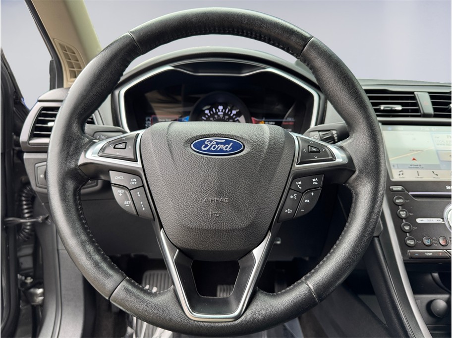 2019 Ford Fusion Energi Titanium - Photo 13