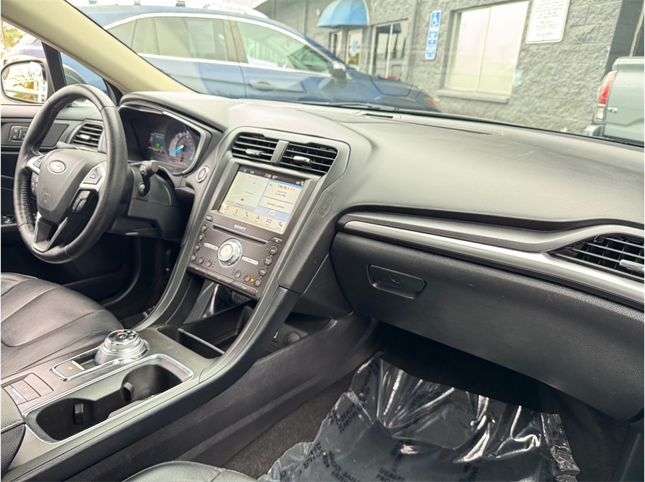 2019 Ford Fusion Energi Titanium - Photo 21