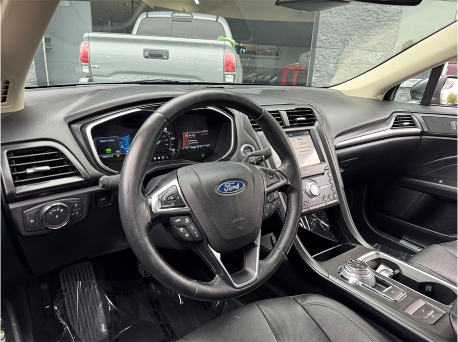 2019 Ford Fusion Energi Titanium - Photo 23