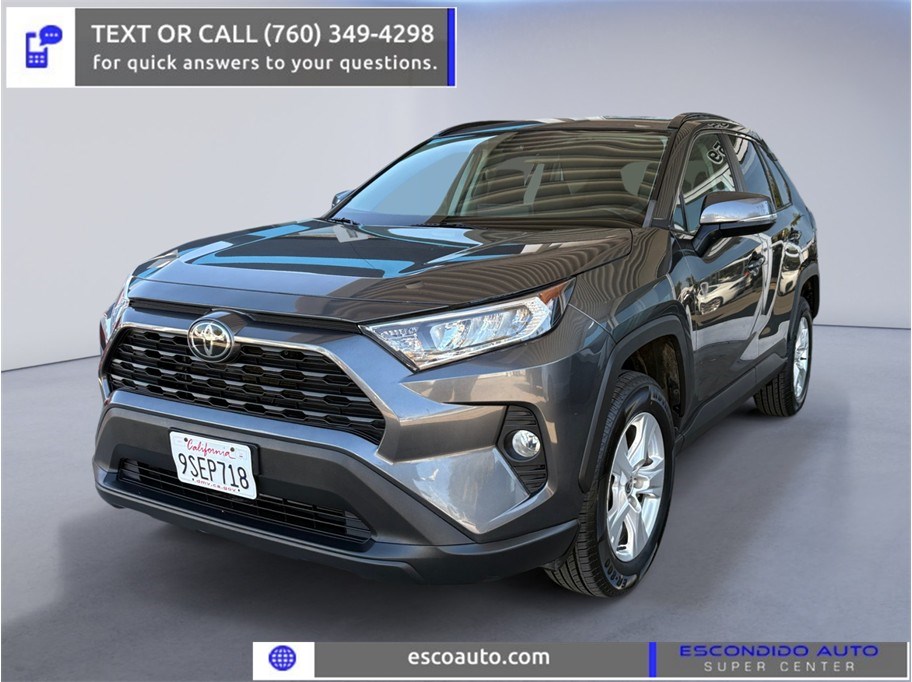 2021 Toyota RAV4 XLE AWD photo